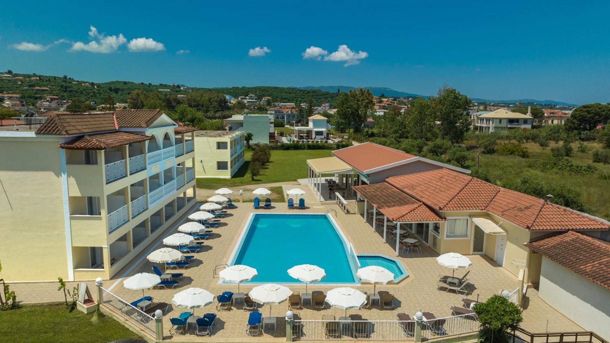 Manousis Aparthotel Циливи Экстерьер фото