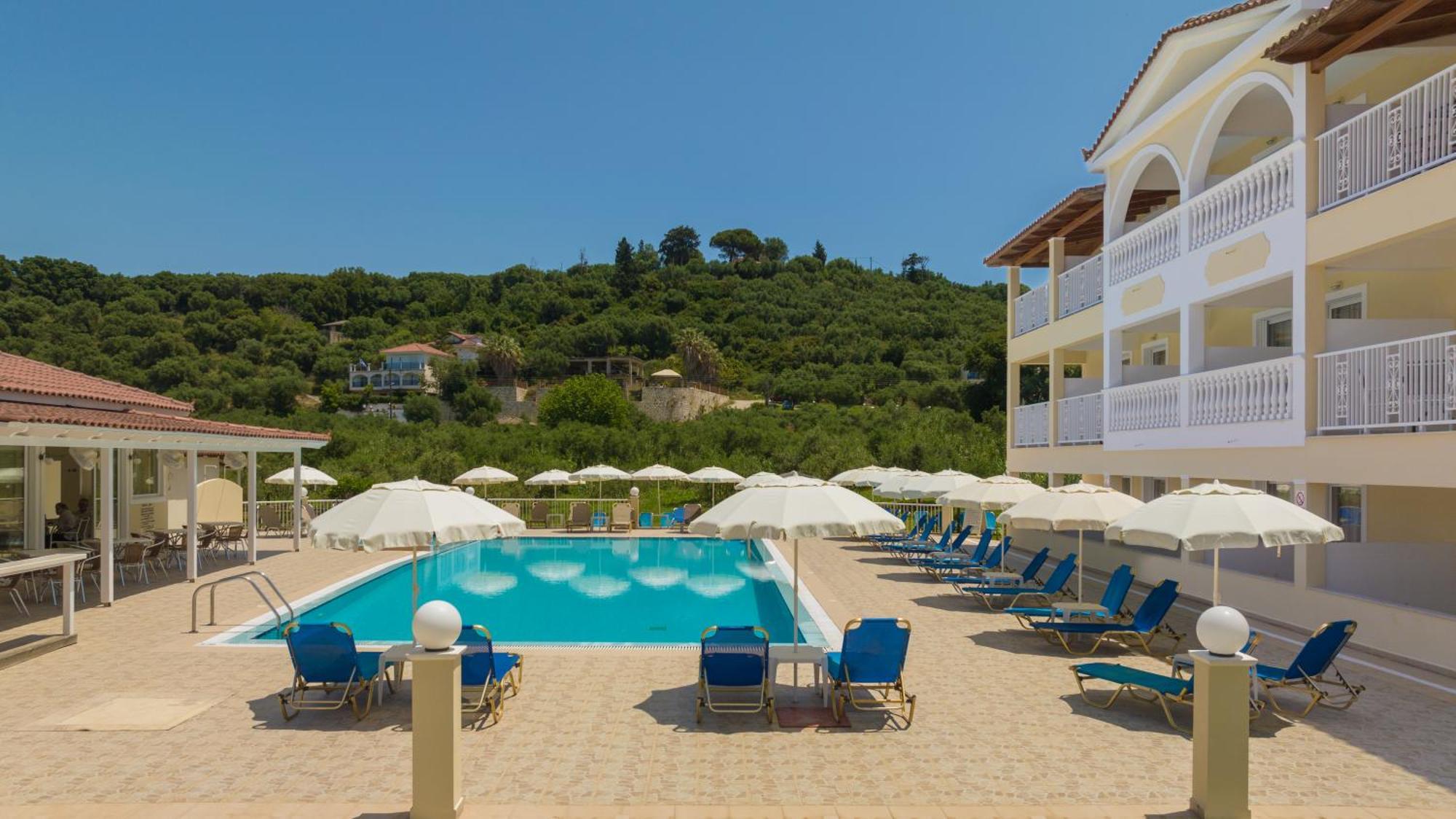 Manousis Aparthotel Циливи Экстерьер фото