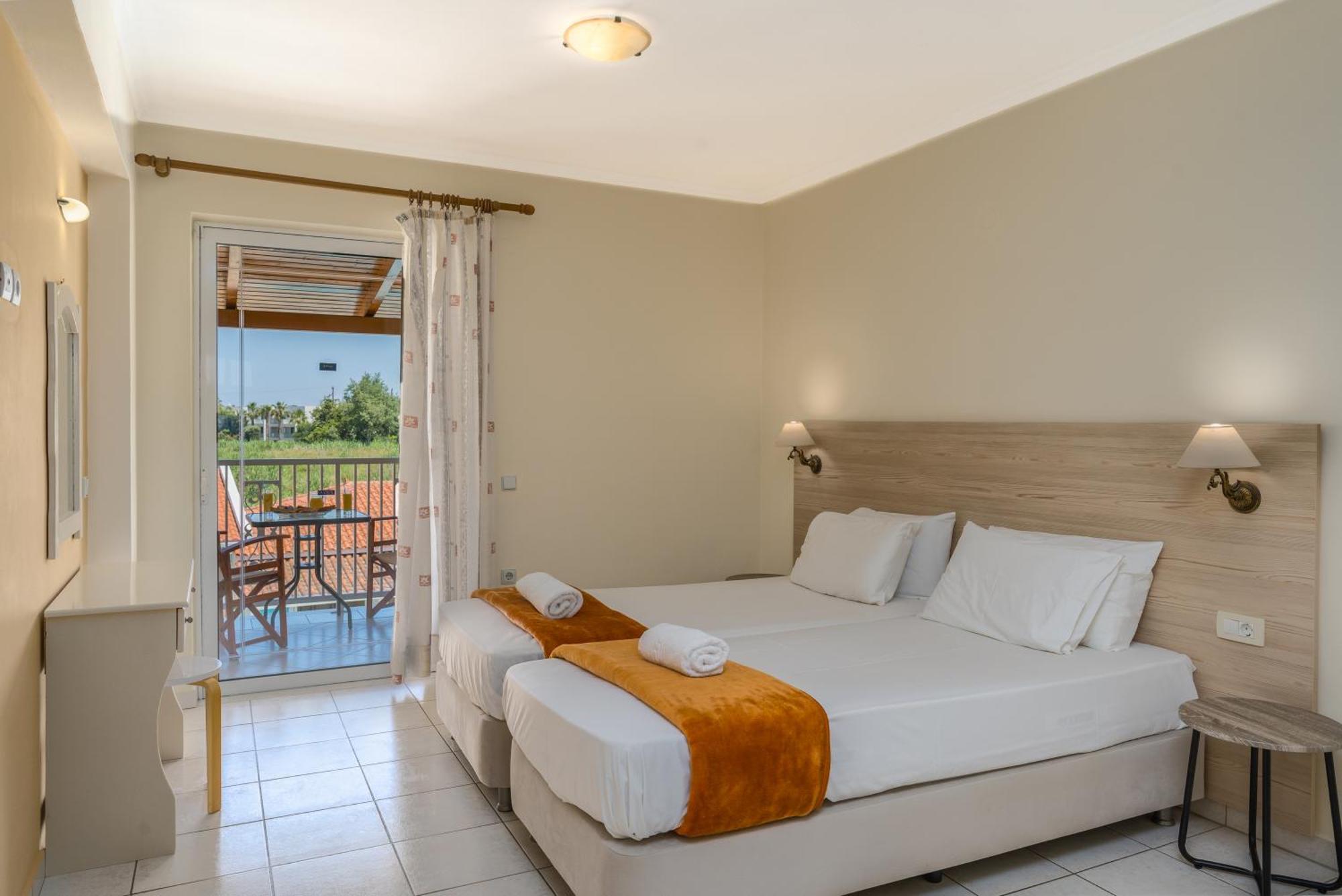 Manousis Aparthotel Циливи Экстерьер фото